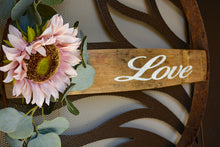 Load image into Gallery viewer, Love Front Door Wreath
